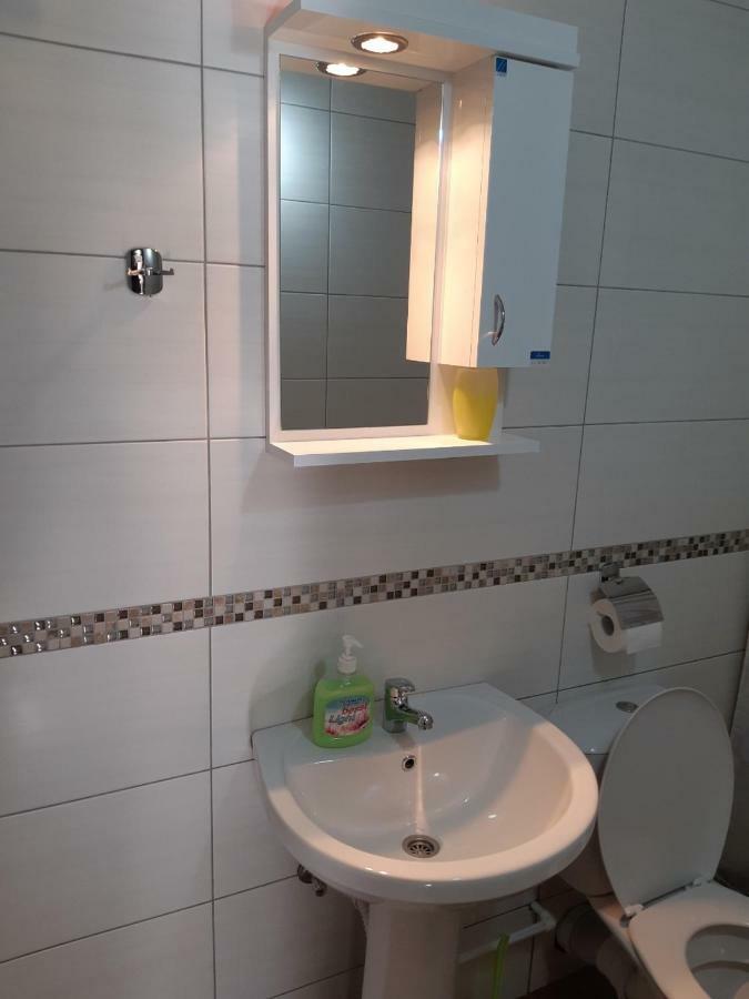 Sobe Gmitrovic Hotel Ртан Екстериор снимка